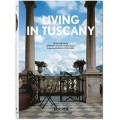 LIVING IN TUSCANY (INT)